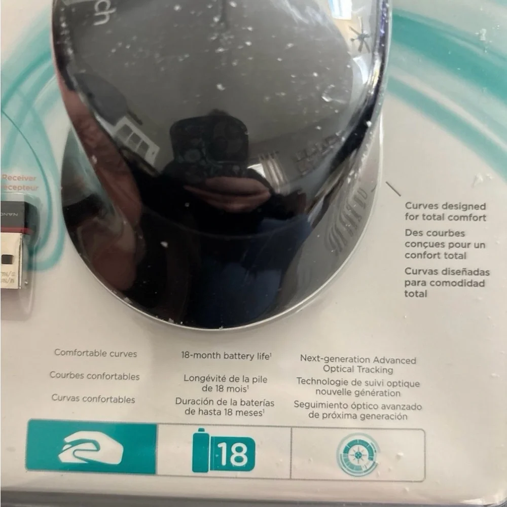 Logitech Wireless Mouse - Black and Gray